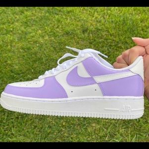 CUSTOM LAVENDER AIRFORCE 1S